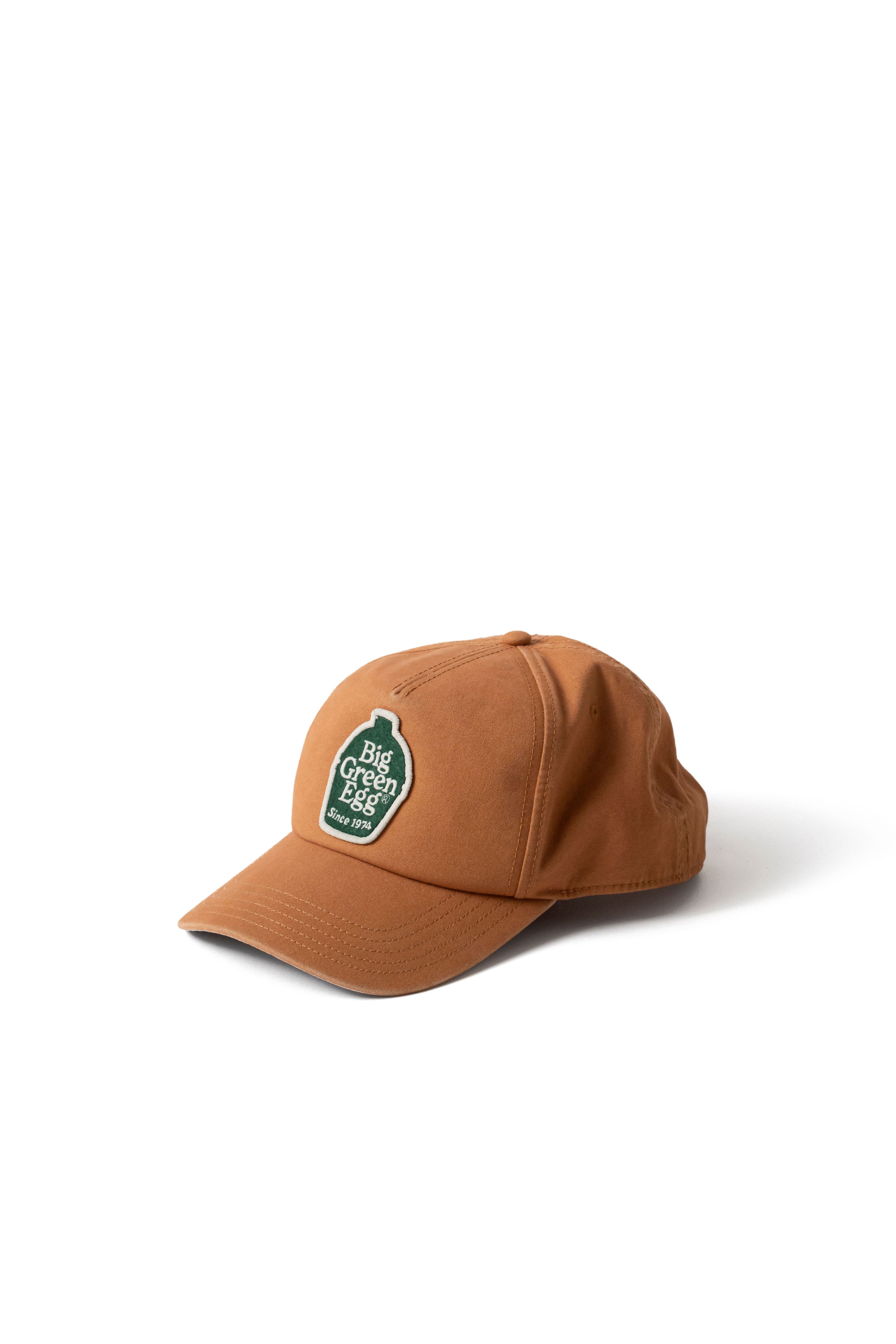 brown baseball cap