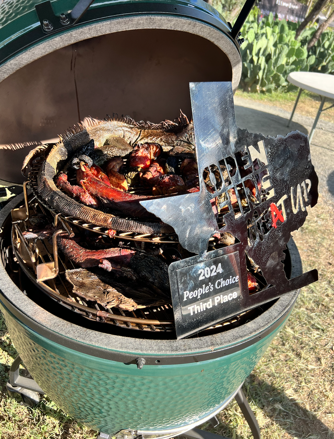 Big Green Egg Takes On Texas: Open Fire Meat Up - Image