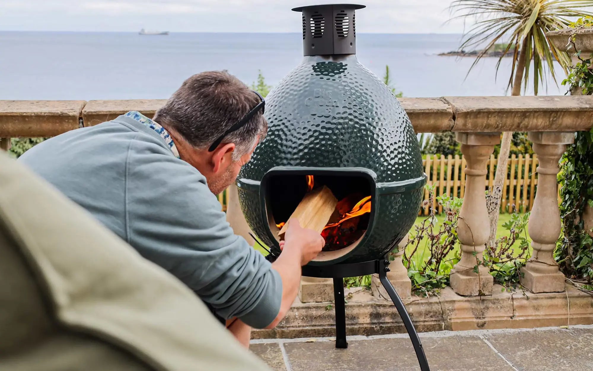 Loading a Chiminea