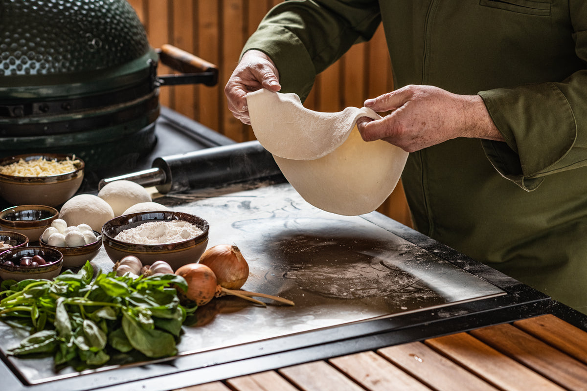 How To Use the Egg for Pizza – Big Green Egg