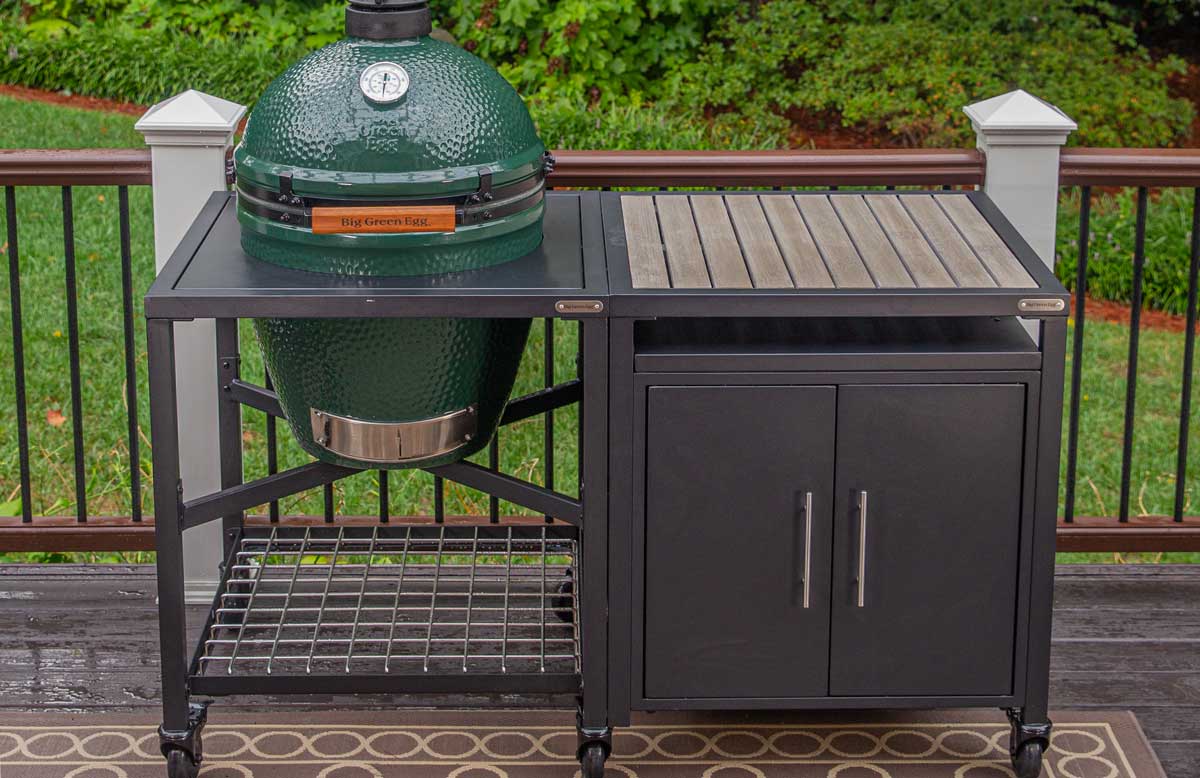 Large Big Green Egg in Modular Nest with Expansion cabinet