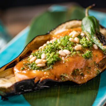 gegrilde aubergine met zalm